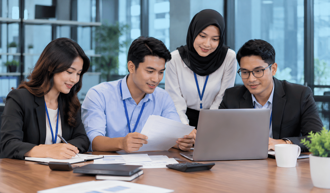 Mendukung administrasi penggajian dan pengelolaan tenaga kerja melalui proses yang terstruktur untuk membantu kelancaran operasional.